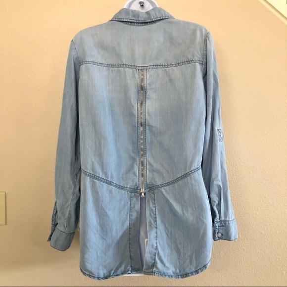 Sam Edelman Split Back Roll Up Sleeves Chambray Shirt Size Medium - Picture 2 of 16